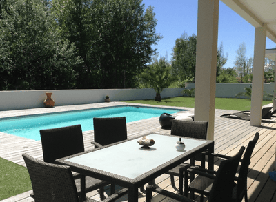 How to remove calcium from pool tile - Beatbot