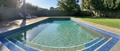 Is a Pool That Is Green with Algae Safe to Swim In?