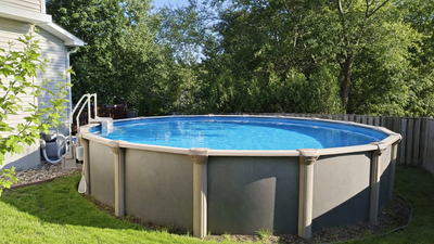 Best Above Ground Pool Vacuums: A Complete Buying Guide